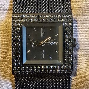 Donna Karan New York DNKY Watch Analog Quartz Black Crystal